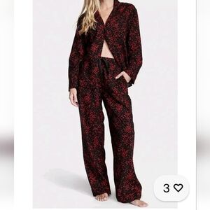 Victoria's Secret Black and Red Heart Pajama Set Sz M Long